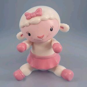 Lambie Figure Doc Mc Stuffins  Appx 7" Poseable